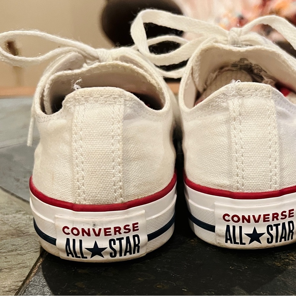Converse Chuck Taylor Original AllStar Sneakers - Picture 3 of 6